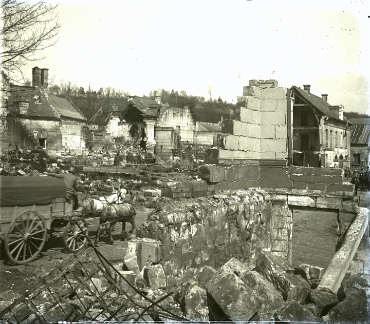 Box 10 Image 04.jpg
